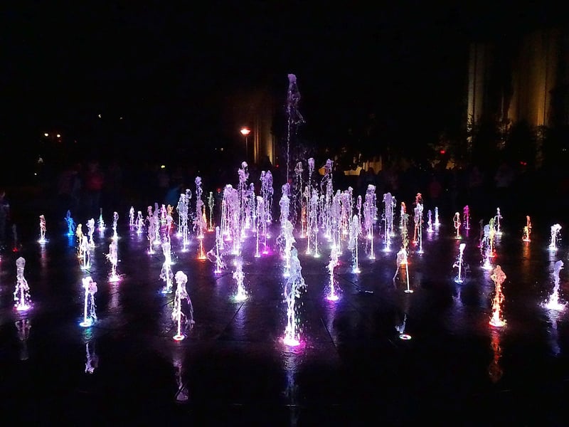 Dancing fountains